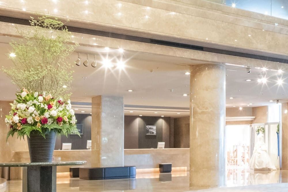 هوتل أوينا أوساكا