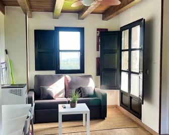 Apartamentos Spa Casco Histórico De Isla - Alojateisla - Isla - Living room