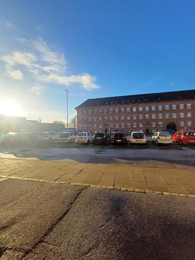 Beautiful Central 7 persons apartment – Aalborg