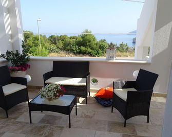 Beautiful window on the sea of Salento a stone's throw from S. M. di Leuca 2 - Alessano - Балкон