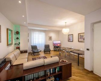 Eucalyptus Resort - Roma San Paolo - - Roma