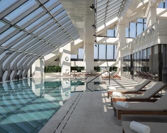 Jumeirah Nanjing Hotel - נאנז'ינג - בריכה