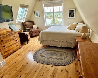 Amazing Water View. Great for Your Family Vacation , near Cavendish ! - Stanley Bridge - Bedroom