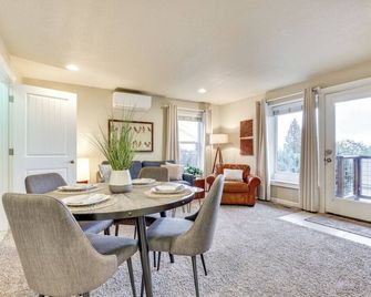 Grandview ADU - Stylish, comfortable, 1 bed/2 bath apartment close-in! - Vancouver - Comedor