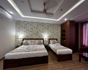 Hotel Grand Kukas Residency - Kukas - Habitación