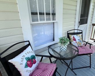 a Metter Night's Sleep - Metter - Balcon