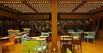 Rumah Turi Eco Boutique Hotel - Surakarta - Ravintola