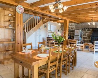 Gîte de la ferme - Marvejols - Essbereich