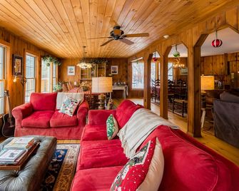 Timberhölm Inn - סטואו - סלון