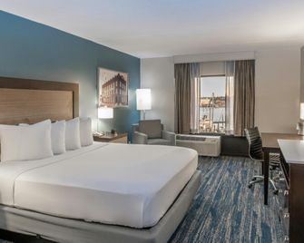 DoubleTree by Hilton Hotel New Bern Riverfront - New Bern - Habitación