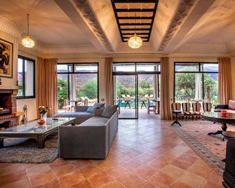 Atlas Luxury Garden - Ouirgane - Living room