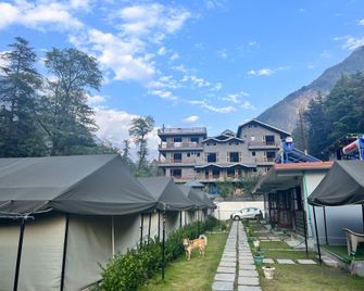 North Deodar Camps, Kasol - Kasol - Building