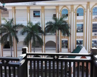 Faa Apartment - Vientiane - Balcony