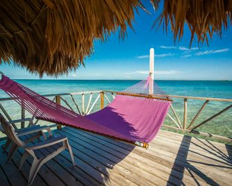 Thatch Caye, a Muy'Ono Resort - Coco Plum Cay - Praia