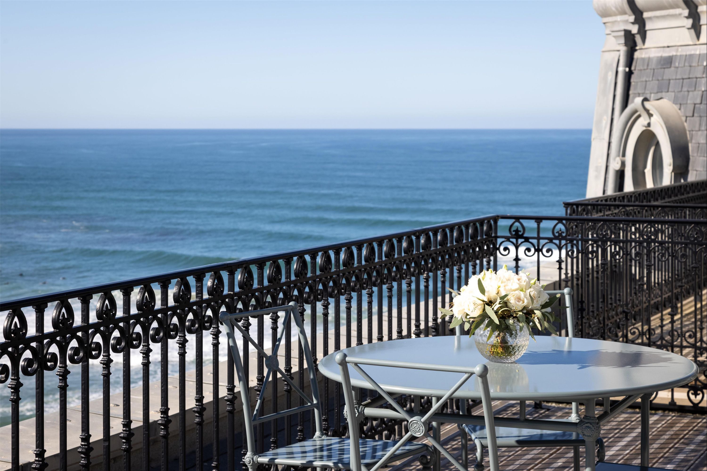 Hotel du Palais Biarritz - in the Unbound Collection by Hyatt - Biarriz - Balcón
