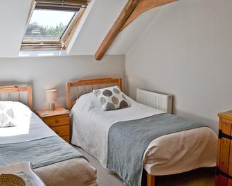 2 bedroom accommodation in Great Ellingham, near Attleborough - Attleborough - Bedroom