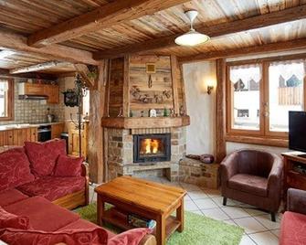 Chalet luxueux avec jacuzzi, sauna et WiFi aux Gets - FR-1-671-83 - Les Gets - Living room