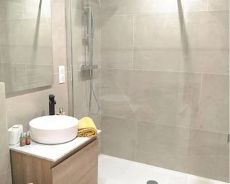 Meyerbeer Beach - Nice - Bathroom