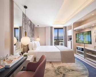 Gate Twenty Two Boutique Hotel - Nicosia - Habitación