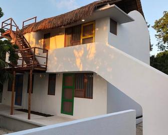 Nueva Casa Isaac. Pacífica - Majahual - Edificio