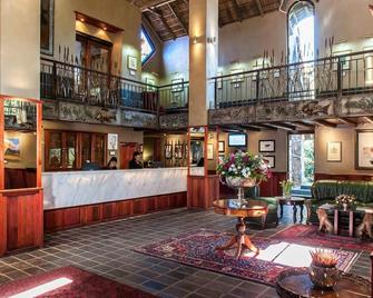 Misty Hills Country Hotel, Conference Centre & Spa - Johannesburg - Lobby