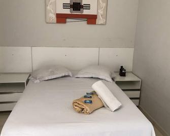 Pousada Porto Brasil - Espinho - Bedroom