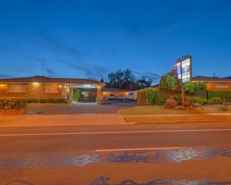 Cadman Motor Inn & Apartments - Tamworth - Bygning