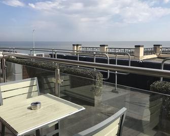 Pier Hotel - Great Yarmouth - Balcony