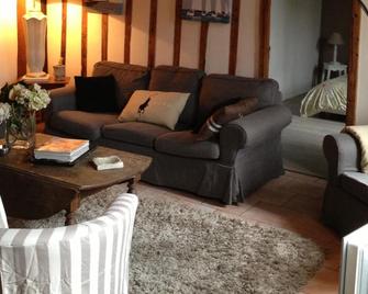Beautiful holiday home - Sassetot-le-Mauconduit - Wohnzimmer