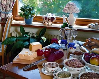 Hotel Sonnenberg Garni - Hinterzarten