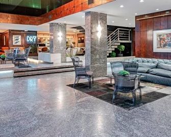 إديفيشيو براكا أوسوريو - كوريتيبا - ردهة