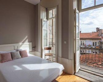 Being Porto Hostel - Oporto - Habitación