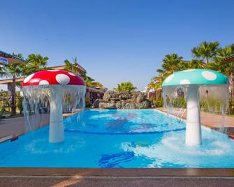Infinity Seesun Resort - Buri Ram
