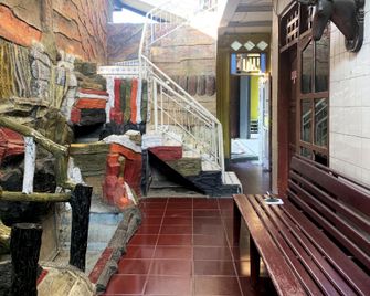 Hotel O Wisma Amrach - Watampone - Lobby