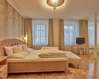 Lodner Hotel Drei Mohren - Lauingen - Спальня