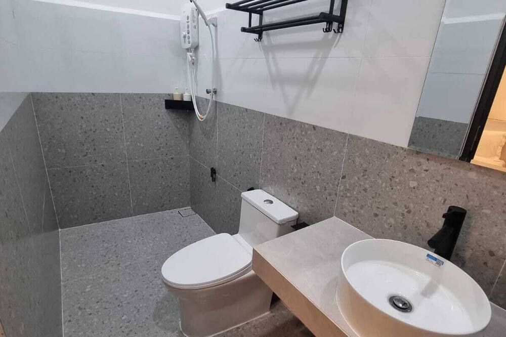 Lunar Hostel - ויינטיאן - חדר רחצה