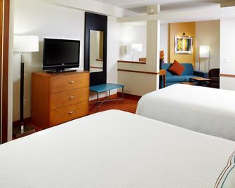 Fairfield Inn & Suites by Marriott Pittsburgh Neville Island - Pittsburgh - Bedroom