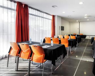 B&b Hotel Barcelona Rubí - Rubí - Restaurante