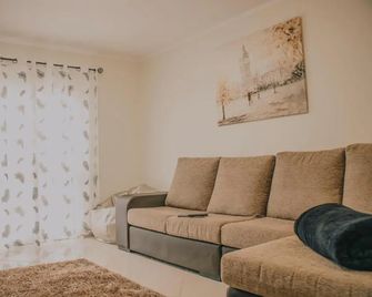 Green Valley House Madeira - Ribeira Brava - Living room