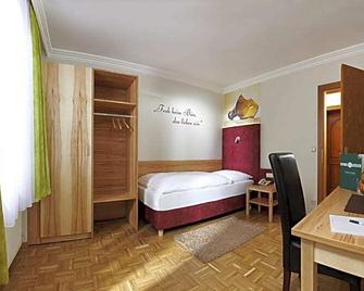Biergasthof Riedberg - Ried im Innkreis - Bedroom