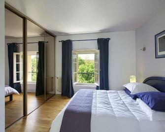 Les Abris de Saint Sulpice - Saint-Sulpice-de-Faleyrens - Chambre