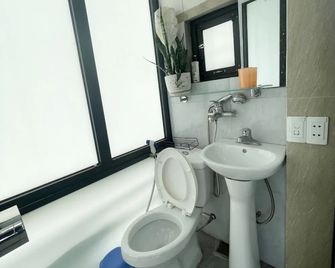 Red River Homestay - Hanoi