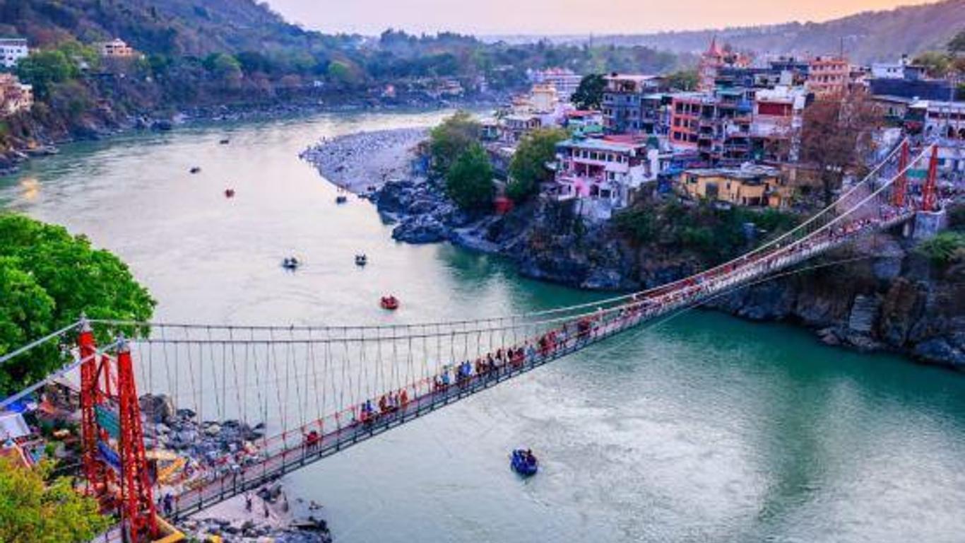 Hotel Neeraj Bhawan - Triveni Ghat