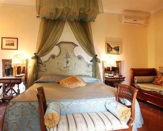 Garden Resort & Spa San Crispino - Assisi - Schlafzimmer