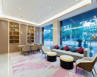 Lavande Hote (Wanning high-speed railway station) - Wanning - Salónek