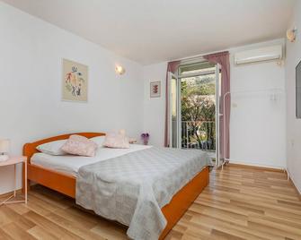 Bis Apartments 1 & 2 - Дубровник - Спальня