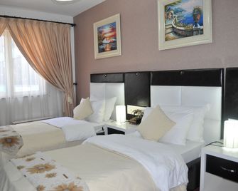 Hotel Liss - Lezhë - Bedroom