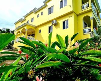 Kingsbird By The Sea Inn - Hopewell - Building