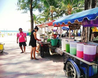 Boomerang Inn - Patong