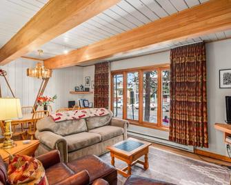 Chateau Dumont 17 - Aspen - Pokój dzienny